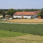 Fruehstueckspension Herzog Zu Laah Gasthuis