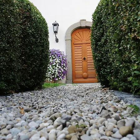 Gasthuis Fruehstueckspension Herzog Zu Laah 4*