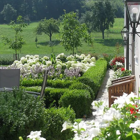 Fruehstueckspension Herzog Zu Laah Гостевой дом 4*