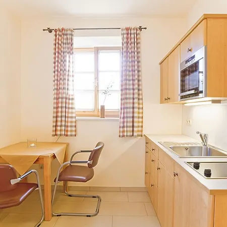 Fruehstueckspension Herzog Zu Laah 4*