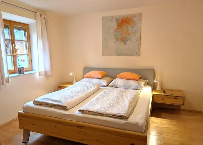 Konukevi Fruehstueckspension Herzog Zu Laah Ansfelden