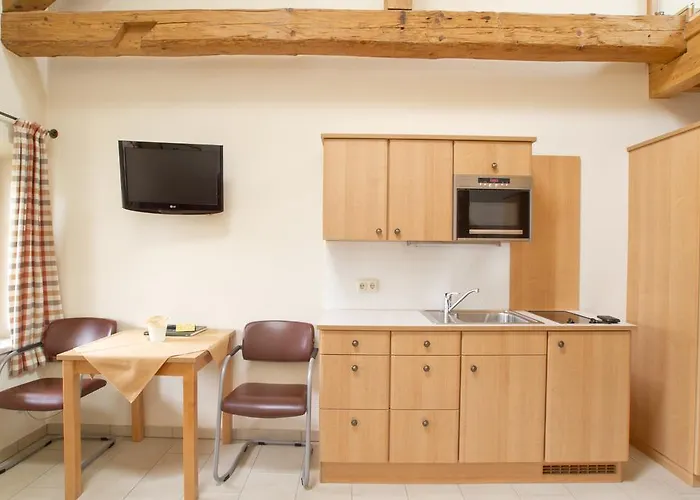 Gasthuis Fruehstueckspension Herzog Zu Laah